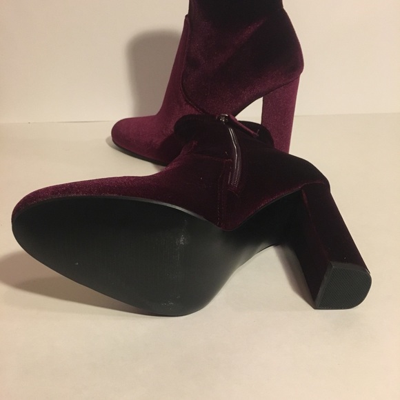 NWOT Steve Madden Edit Burgundy Ankle Boots - Picture 7 of 7